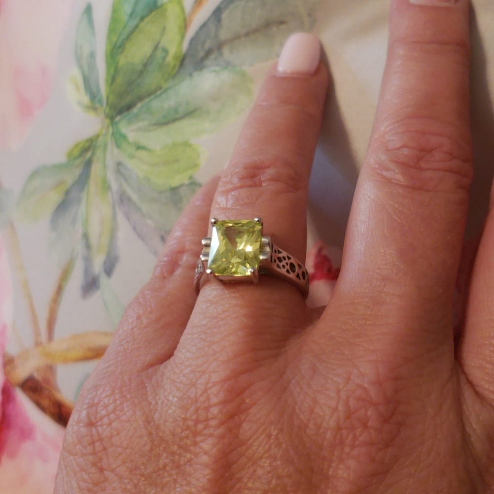 Lia Sophia ring
